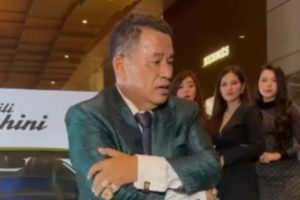 Hotman Paris Dilaporkan ke Polisi Atas Unggahan Media Sosial yang Diduga Berunsur Asusila