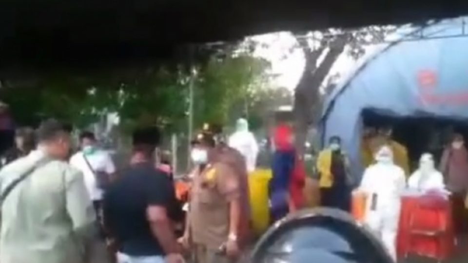 Tak Mau Dites Swab, Pria Madura Tantang Duel Petugas di Jembatan Suramadu