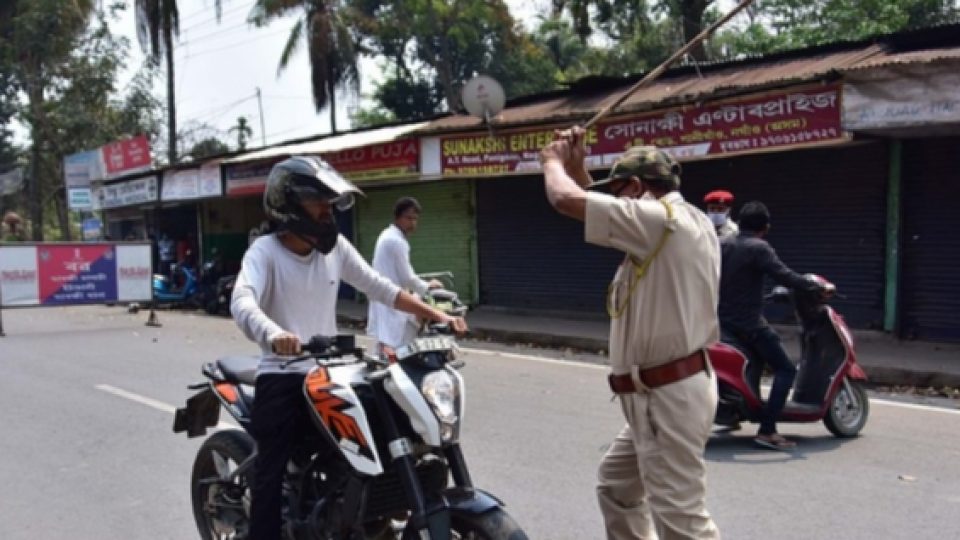 Lockdown Karena Corona, Pemerintah India Ancam Akan Tembak di Tempat Warga yang Keluar Rumah