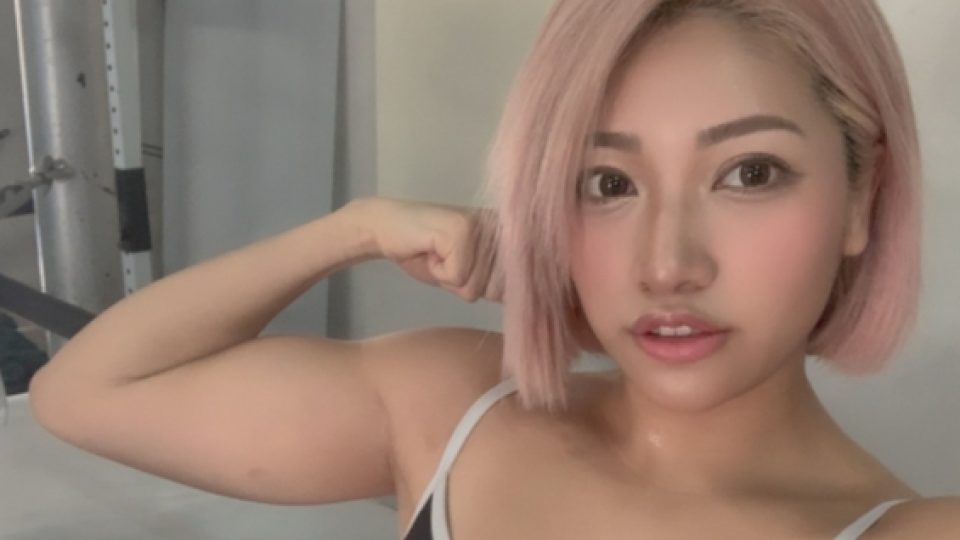 Pegulat Blasteran Indonesia-Jepang, Hana Kimura, Meninggal Dunia. Diduga Karena Cyber Bullying