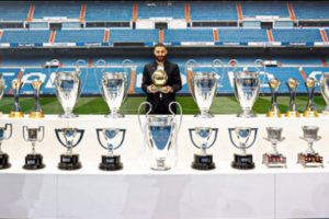 Pidato perpisahan Karim Benzema: Satu, Dua, Tiga, Hala Madrid!