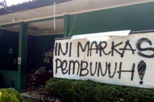 Menwa UNS Dibekukan, Markasnya Dipenuhi Poster Mengkritik Jatuhnya Korban Jiwa