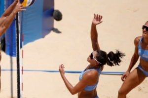 Wow, Seorang Penonton Televisi di Indonesia Adukan Siaran Voli Pantai Wanita Olimpiade Tokyo ke KPI