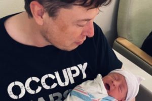 Nama Unik dari Bayi Laki-laki CEO SpaceX dan Tesla, Elon Musk Bikin Heboh Internet