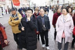 Turis China Siap Melancong ke Luar Negeri Bikin Negara-Negara Tujuan Wisata Was-Was