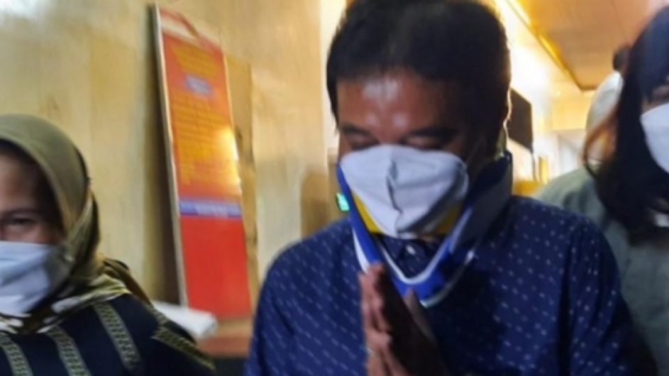 Roy Suryo Hadiri Pemeriksaan Polisi Hadi Jumat Ini, Terlihat Masih pakai Penyangga Leher