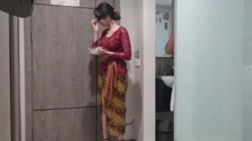 Sat Set Sat Set! Dua Pemeran Video Mesum Wanita Berkebaya Merah Dikabarkan Sudah Tertangkap!
