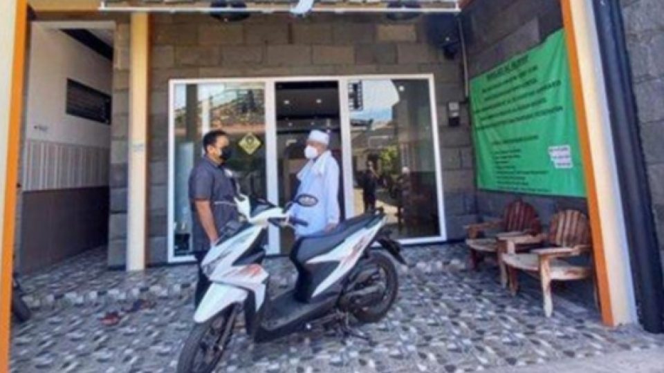 Sebuah Masjid di Solo, Jateng, Rutin Memberi Hadiah Motor Bagi Jemaah yang Rajin Salat