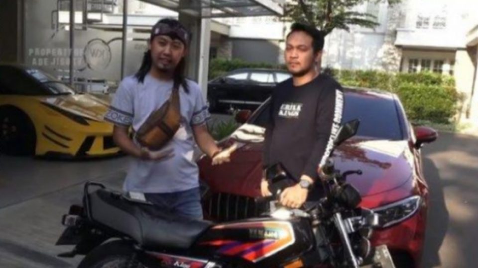 Heboh RX King Komedian Ade Jigo Ditukar Mercy Seharga Rp1 Miliar