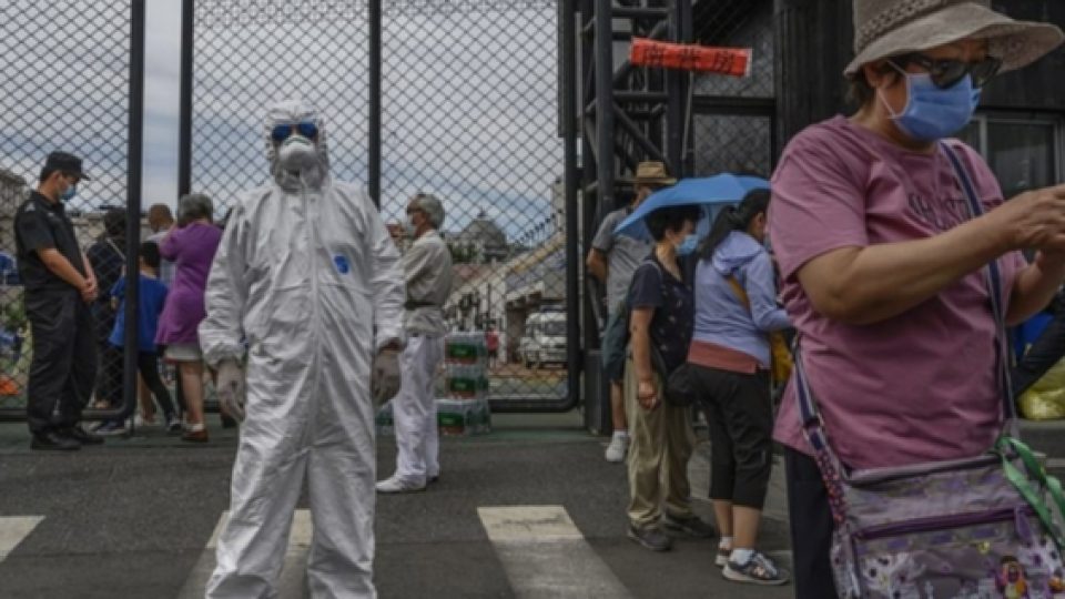 Beijing 'Gawat Darurat' Setelah COVID-19 Kembali Merebak di Ibukota China Itu