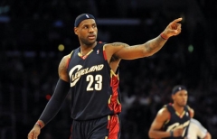 LeBron James Cetak Triple Double, Cavaliers Menang