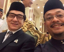 Jackie Chan Masih Hidup Sampai Detik Ini