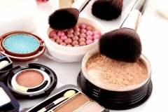 Simpanlah Kosmetik Dalam Lemari Es