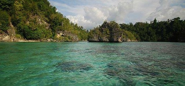 Yuk, Kita Melarikan Diri ke Pulau yang Tak Ada di Peta 